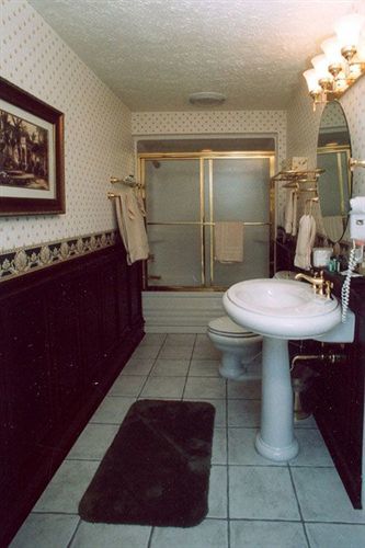 Julias Bed And Breakfast Hubbard 外观 照片