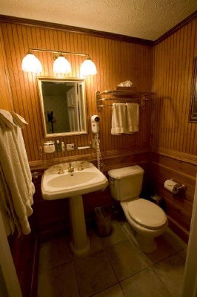 Julias Bed And Breakfast Hubbard 外观 照片